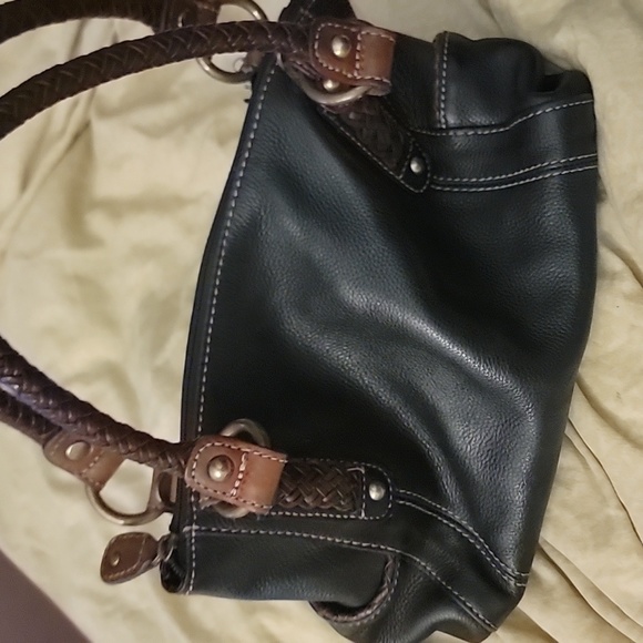 Authentic Fossil 100% Genuine Leather Duffle Handbag with Braided Straps - Picture 10 of 11